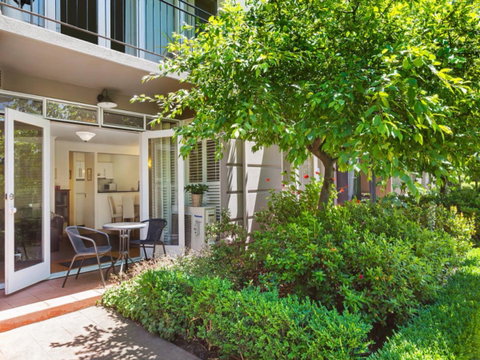 Melbourne Luxury Paradise - Go Out 10