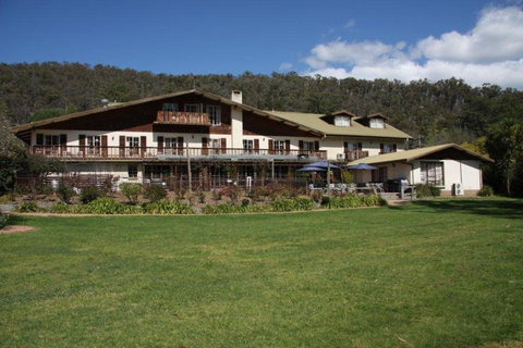 Bright Chalet - Pubs and Clubs 0