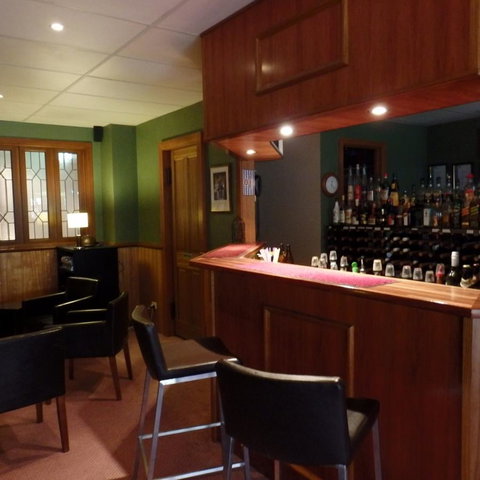 Bright Chalet - Pubs and Clubs 6