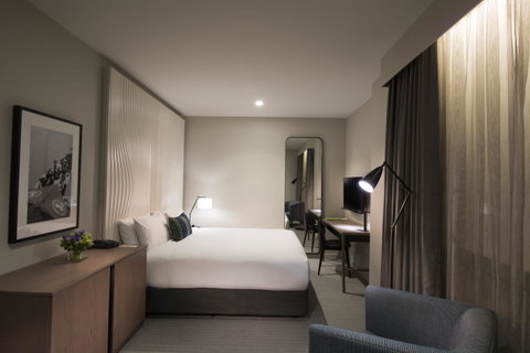 DoubleTree By Hilton Melbourne - Go Out 9