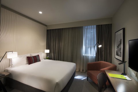 DoubleTree By Hilton Melbourne - Go Out 18