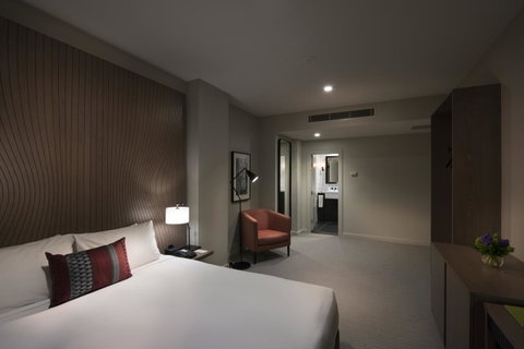 DoubleTree By Hilton Melbourne - Go Out 37