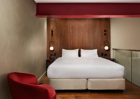 DoubleTree By Hilton Melbourne - Go Out 13