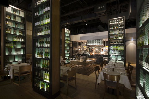 DoubleTree By Hilton Melbourne - Go Out 40