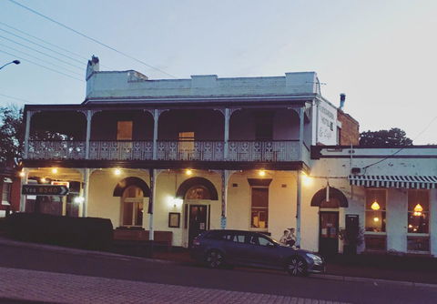 The Alexandra Hotel - Pubs and Clubs 31