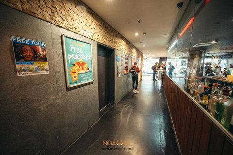 Nomads Melbourne Backpackers - Go Out 11