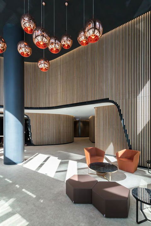 Winston Apartments Docklands - Go Out 10