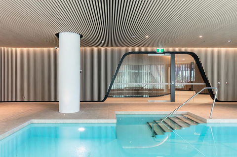 Winston Apartments Docklands - Go Out 18