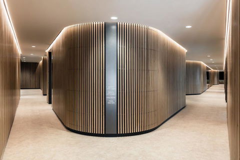 Winston Apartments Docklands - Go Out 7