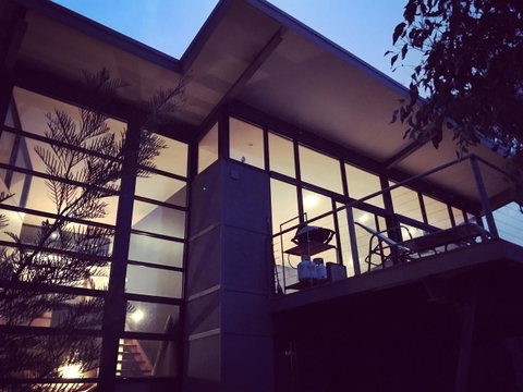 Ocean View Treetops Retreat - Pubs and Clubs 0