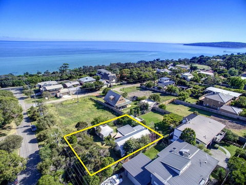 Dromana Holiday Beach House - Pubs and Clubs 0
