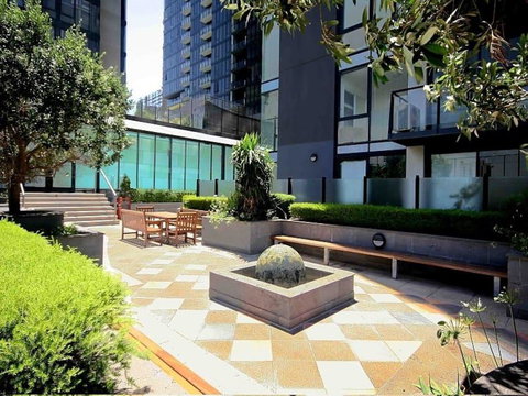 3BR Apartment At Victoria Tower Southbank - Go Out 19