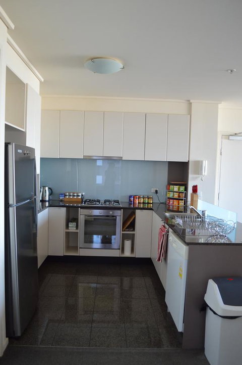 3BR Apartment At Victoria Tower Southbank - Go Out 3