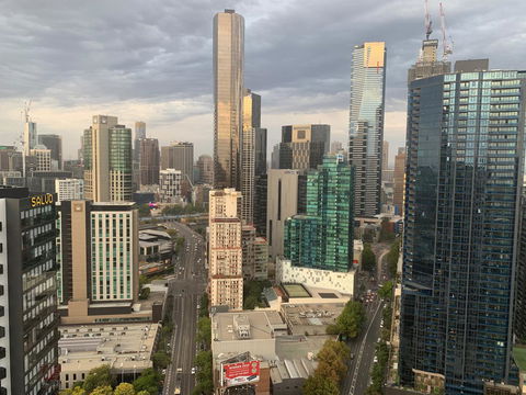 Luxury Apartments With View - Pubs and Clubs 35