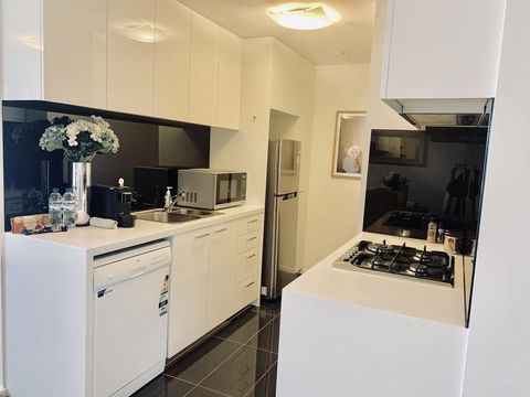 Luxury Apartments With View - Pubs and Clubs 25