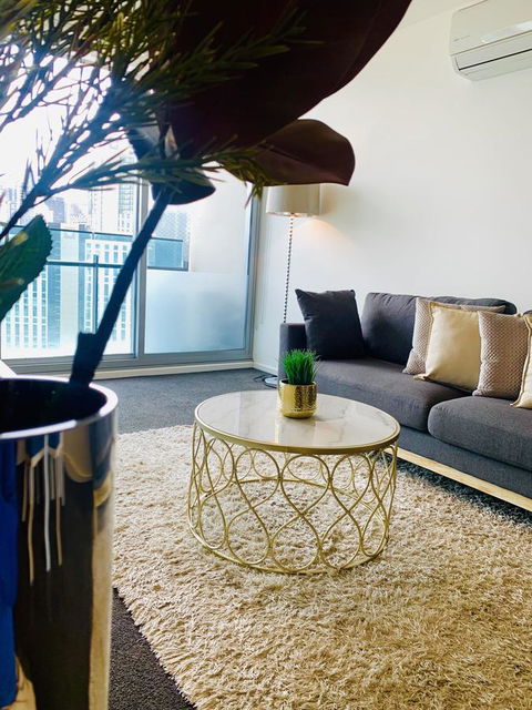 Luxury Apartments With View - Pubs and Clubs 10