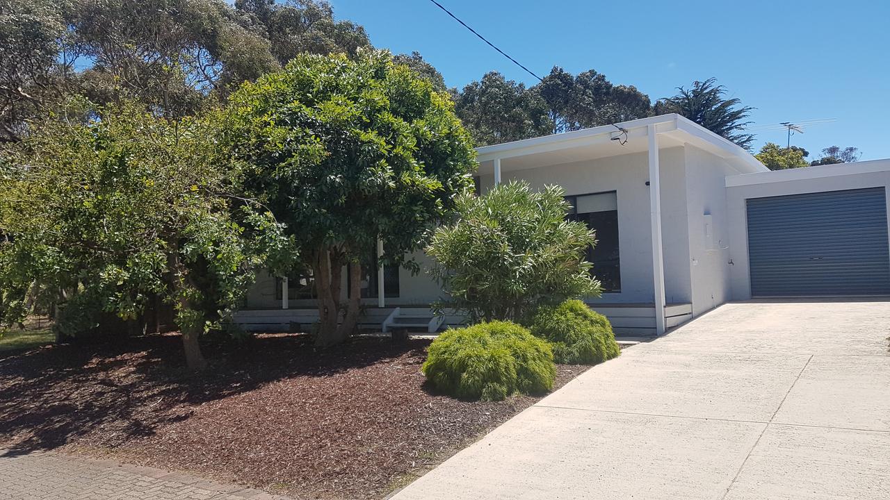 Wimbledon Heights VIC Go Out