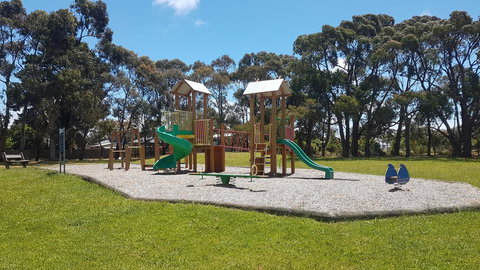 Island Escape - Go Out 12