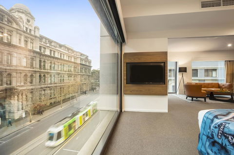 Hotel Indigo Melbourne On Flinders, An IHG Hotel - Pubs and Clubs 22