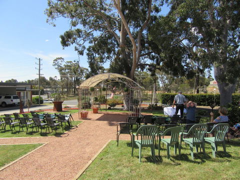 The Highlander Motel - 24HR Check In - Go Out 31