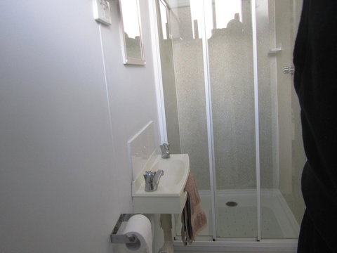 The Highlander Motel - 24HR Check In - Go Out 28