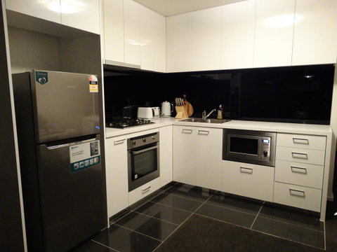 Cloud9 Luxury Apartments - Go Out 2