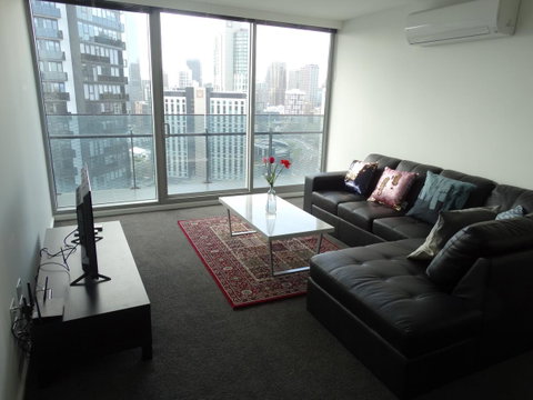 Cloud9 Luxury Apartments - Go Out 4
