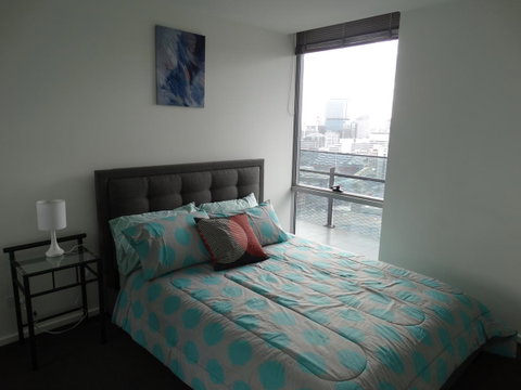 Cloud9 Luxury Apartments - Go Out 8