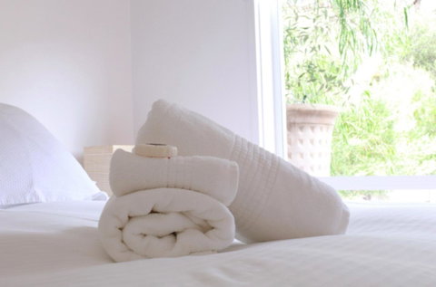 Capella Villa No. 4 - Stunning Luxury Decor Inside And Out - Go Out 13