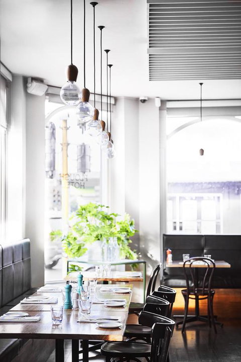 Plough Hotel - Go Out 18