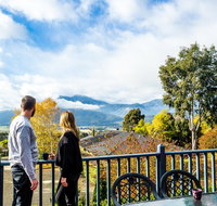 Valley View Lodge - Pubs and Clubs