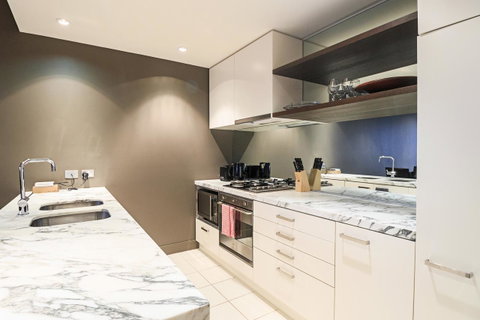 Mono Apartments On Freshwater Place - Go Out 25