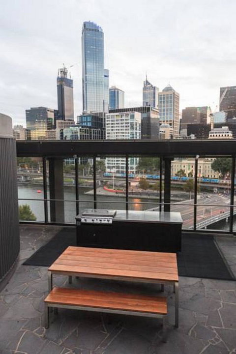 Mono Apartments On Freshwater Place - Go Out 34