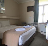Twin City Motor Inn - Pubs and Clubs