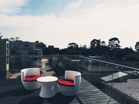 Apartments In Phillip Island Towers - Block C - Pubs and Clubs 22