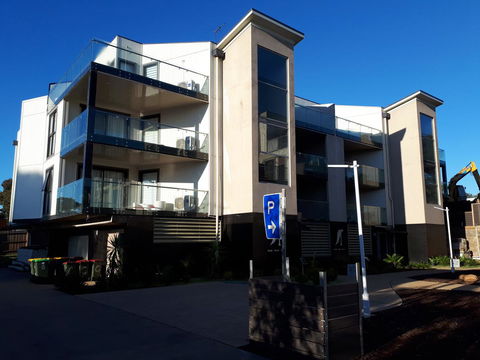 Apartments In Phillip Island Towers - Block C - Pubs and Clubs 29