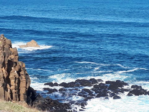 Apartments In Phillip Island Towers - Block C - Pubs and Clubs 4