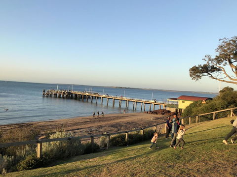 Apartments In Phillip Island Towers - Block C - Pubs and Clubs 38