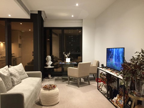 Crown Southbank Riverside S Collection - Go Out 7