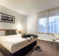 ibis Melbourne Hotel and Apartments - Go Out