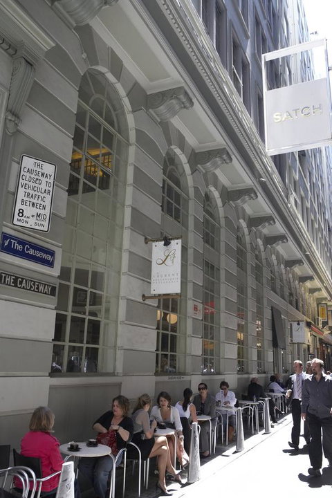 Causeway Inn On The Mall - Pubs and Clubs 28