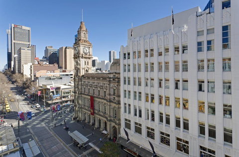 Causeway Inn On The Mall - Pubs and Clubs 27