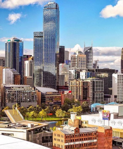 Premier Stays Melbourne - Go Out 3