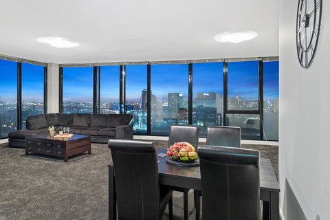 Premier Stays Melbourne - Go Out 0