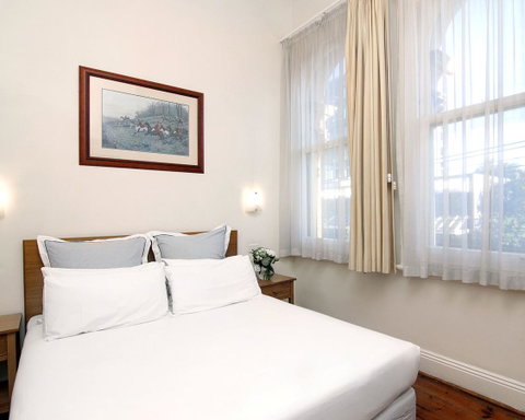 Hotel Claremont Guest House - Go Out 6
