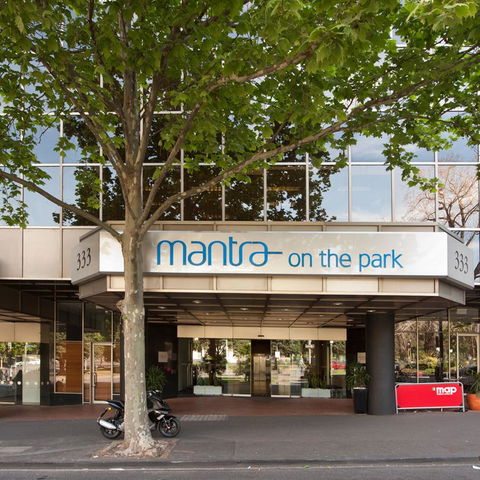 Mantra On The Park - Pubs and Clubs 1