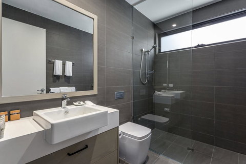 Blairgowrie Apartment 1 - On The Beach - Pubs and Clubs 13