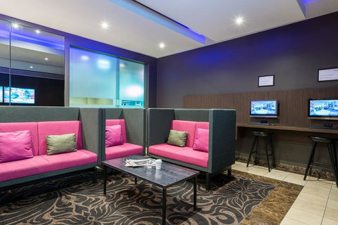 Mantra On Russell - Pubs and Clubs 21