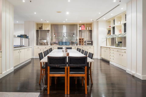 Mantra On Russell - Pubs and Clubs 17