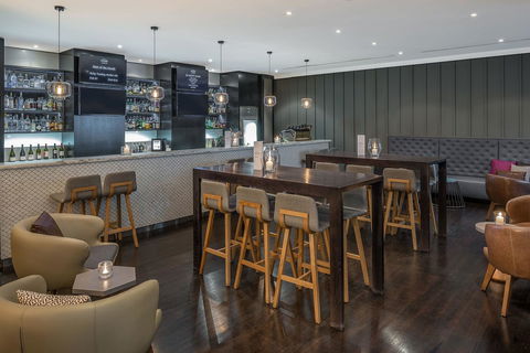 Mantra On Russell - Pubs and Clubs 6